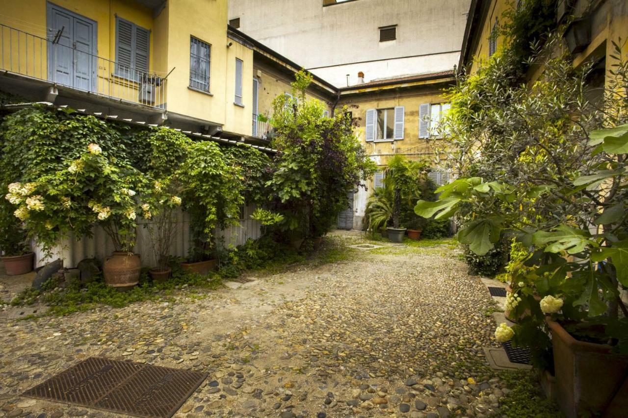 Antico Borgo Lägenhet Milano Exteriör bild